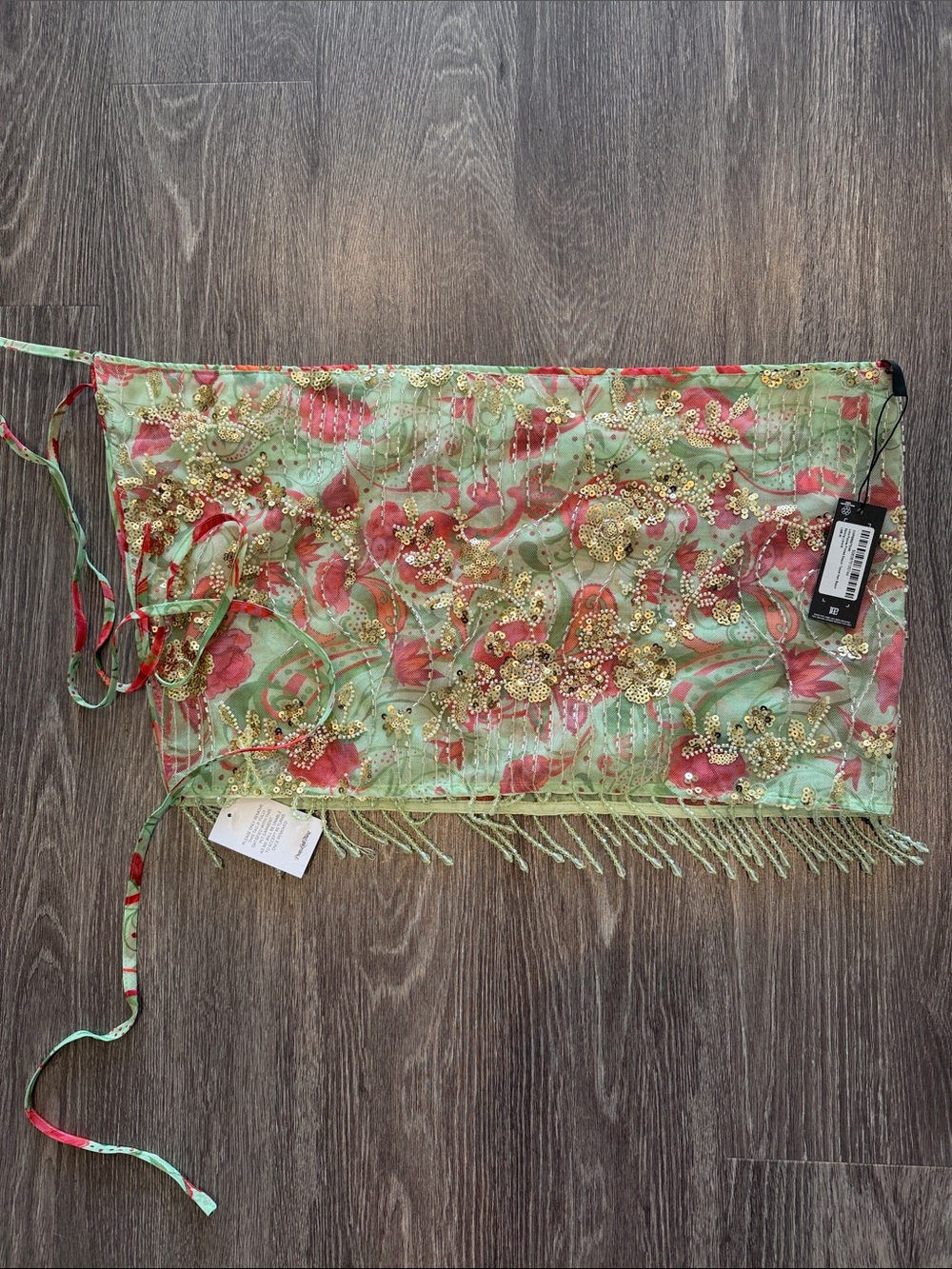 PrettyLittleThing Embellished Floral Sarong - Green & Pink